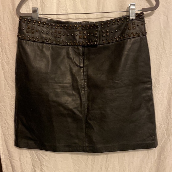 Cache - Picture 4 of 4